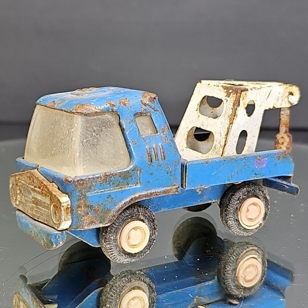 Vintage Japan Made Pressed Steel Cab Over Engine Blue Tow Truck Japanese